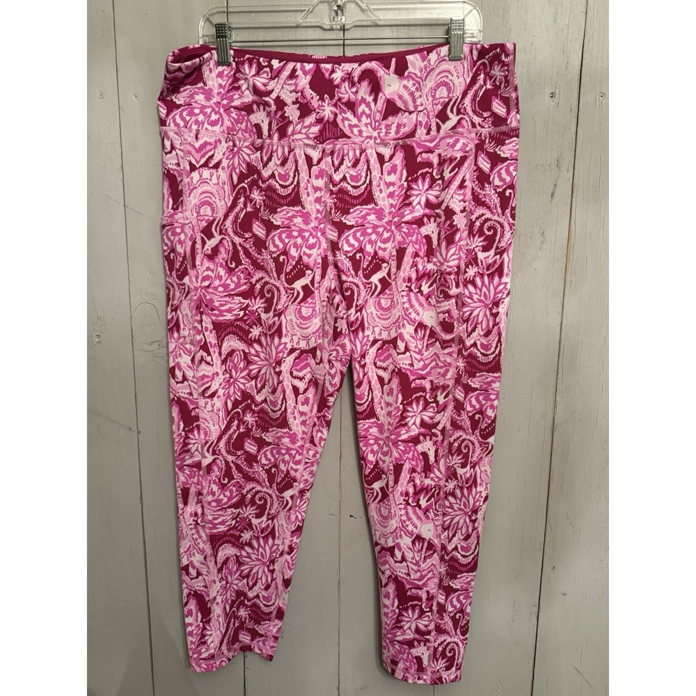 Lilly Pulitzer Pink & Magenta Paisley Capri Leggings - Picture 8 of 10
